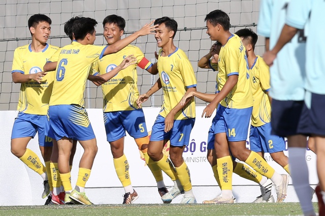 Bảng C tử thần, đội Trường ĐH Thủy Lợi đại chiến Trường ĐH Đồng Th&aacute;p- Ảnh 3.