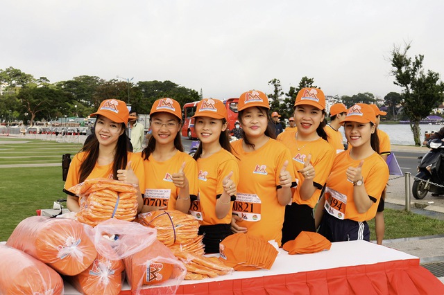 Giải 'Marathon Liên Minh Group mở rộng 2025 - mỗi bước chân, một ước mơ' và tinh thần sẻ chia- Ảnh 1. Giải 'Marathon Liên Minh Group mở rộng 2025 - mỗi bước chân, một ước mơ' và tinh thần sẻ chia- Ảnh 1.