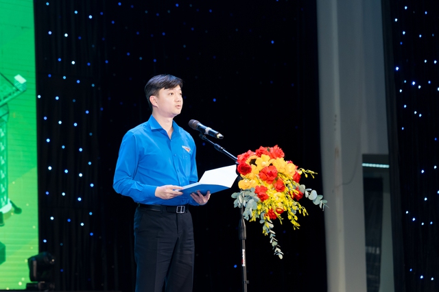 Hơn 800 thí sinh tranh tài cuộc thi Sáng tạo Robotics toàn quốc 2025- Ảnh 1. Hơn 800 thí sinh tranh tài cuộc thi Sáng tạo Robotics toàn quốc 2025- Ảnh 1.