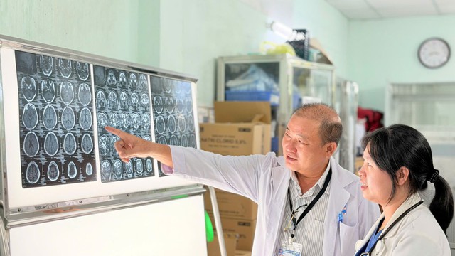 Tỉ lệ người trẻ không có bệnh nền bị đột quỵ gia tăng - Ảnh 3. Tỉ lệ người trẻ không có bệnh nền bị đột quỵ gia tăng - Ảnh 3.