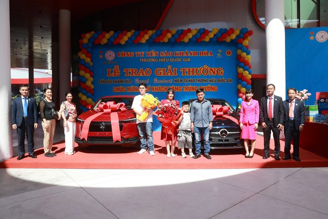 Yến s&agrave;o Kh&aacute;nh H&ograve;a ra mắt 5 sản phẩm mới, trao giải cho kh&aacute;ch h&agrave;ng tr&uacute;ng thưởng- Ảnh 4.