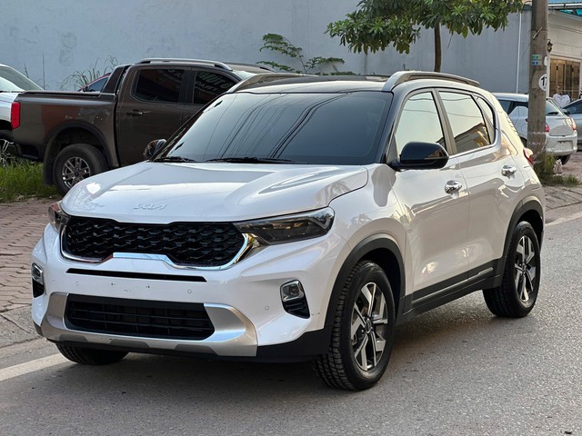 Tài chính tầm 550 triệu đồng, chọn KIA Sonet cũ hay VinFast VF 5 mới? - Ảnh 2.