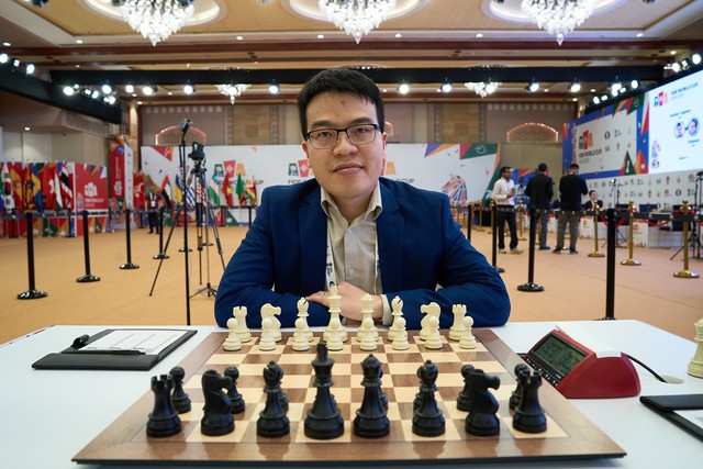 Lê Quang Liêm chia điểm với nhà vô địch Ấn Độ tại World Cup cờ vua 2025- Ảnh 2. Lê Quang Liêm chia điểm với nhà vô địch Ấn Độ tại World Cup cờ vua 2025- Ảnh 2.