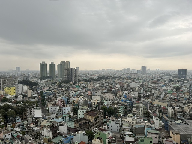 Sáng nay, TP.HCM mưa lớn nhiều nơi - Ảnh 1. Sáng nay, TP.HCM mưa lớn nhiều nơi - Ảnh 1.