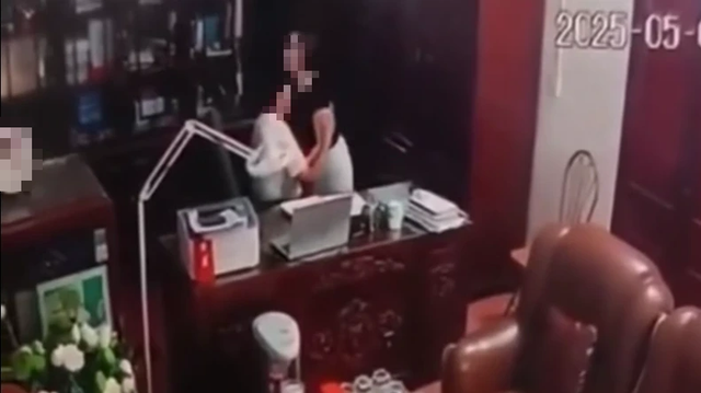 Cho thôi chức Chủ tịch hội đồng Trường THPT Tô Hiến Thành đối với ông Nguyễn Văn Đạt- Ảnh 1.