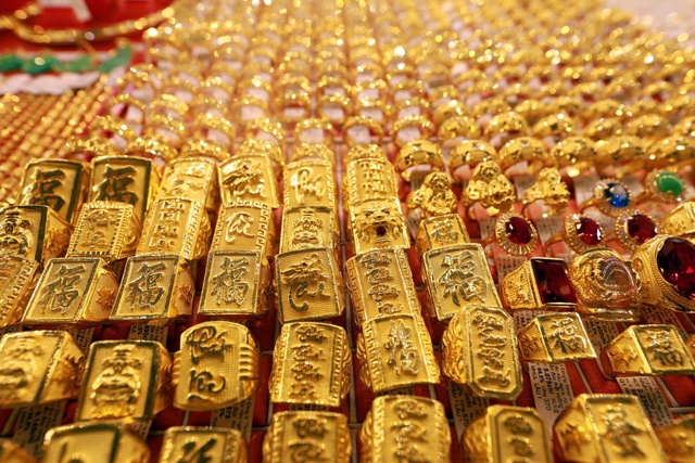 Mang vàng qua sân bay được không?  - Ảnh 1.