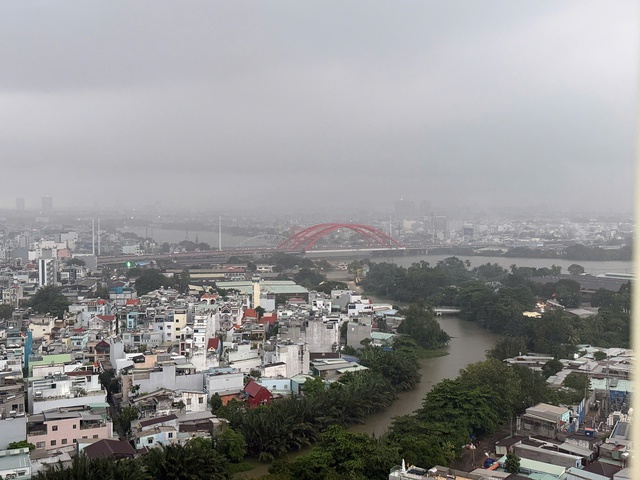 Dự báo thời tiết TP.HCM ngày 12.11: Mưa trên diện rộng ở nhiều phường, xã - Ảnh 1.