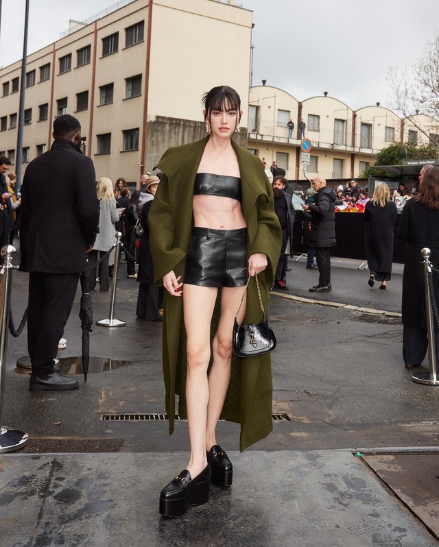 Túi xách, phụ kiện ‘nhỏ mà có võ’ định hình phong cách- Ảnh 3.