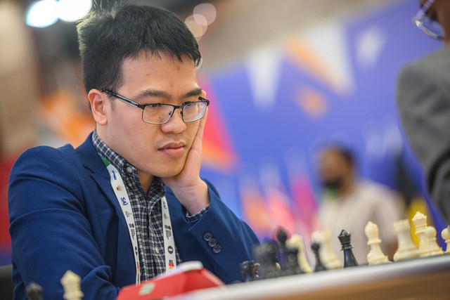 Nhận diện đối thủ của L&ecirc; Quang Li&ecirc;m ở v&ograve;ng 5 World Cup cờ vua 2025- Ảnh 1.