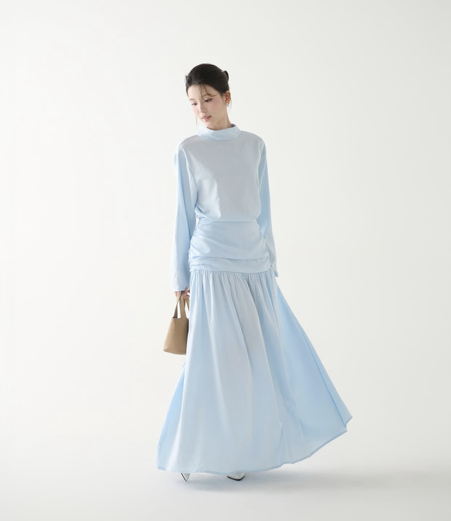 Vải đũi trở lại, nâng tầm phong cách cho ngày giao mùa tinh tế - Ảnh 8.