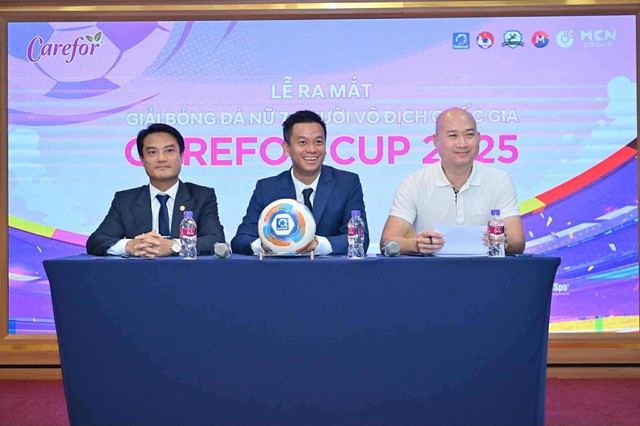12 đội tranh tài giải vô địch bóng đá nữ 7 người quốc gia Carefor Cup 2025- Ảnh 1. 12 đội tranh tài giải vô địch bóng đá nữ 7 người quốc gia Carefor Cup 2025- Ảnh 1.