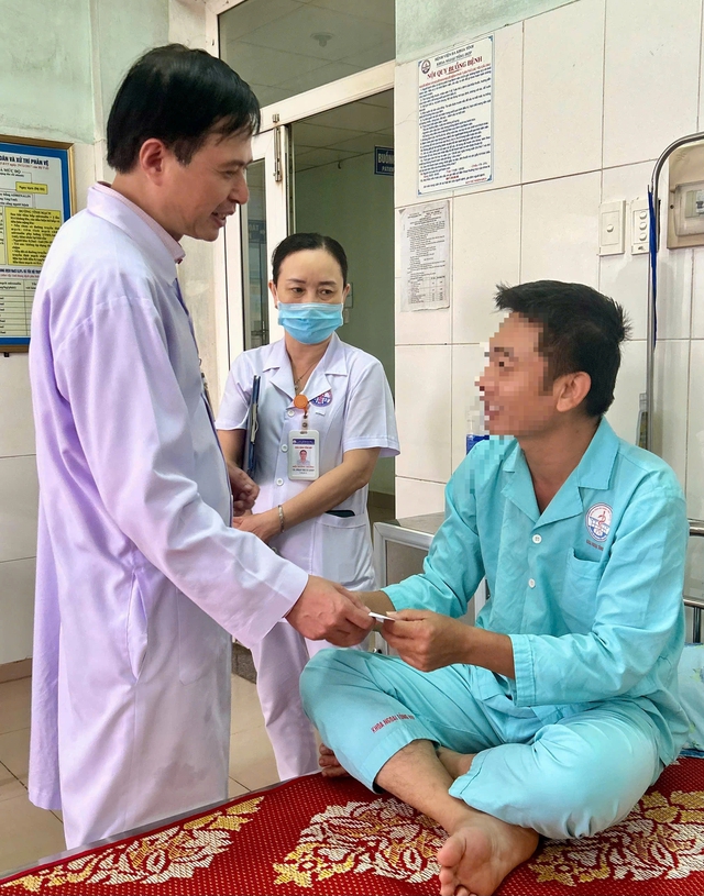 Hàng chục ca nhiễm khuẩn sau mổ nội soi tại Bệnh viện đa khoa tỉnh Quảng Trị - Ảnh 3.