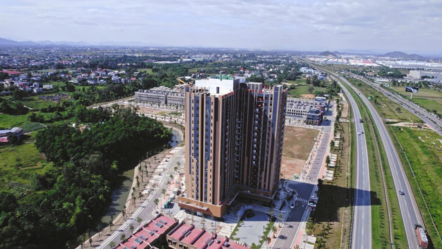 Chiến lược 'an cư' thu hút lao động đến các khu công nghiệp Thái Nguyên- Ảnh 1. Chiến lược 'an cư' thu hút lao động đến các khu công nghiệp Thái Nguyên- Ảnh 1.