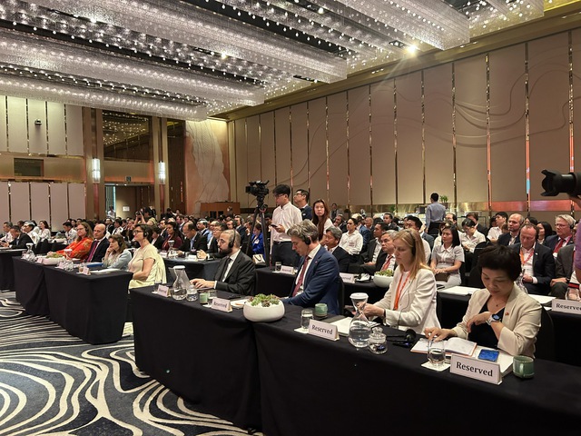 TP.HCM hướng đến cảng xanh, sân bay thông minh, trung tâm logistics số hóa - Ảnh 3.