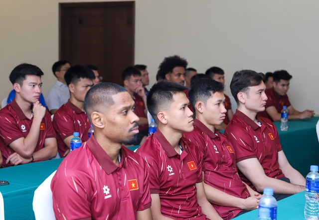 Chủ tịch VFF Trần Quốc Tuấn ch&uacute;c mừng Xu&acirc;n Son, muốn đội tuyển Việt Nam l&agrave;m được điều đặc biệt- Ảnh 2.