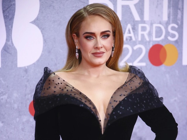 Adele lần đầu đóng phim, hợp tác cùng Tom Ford  - Ảnh 1.