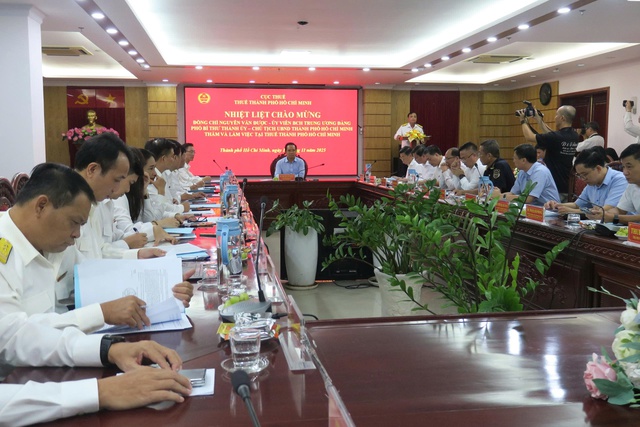 Lần đầu tiên số thu thuế TP.HCM hoàn thành chỉ tiêu chỉ sau 10 tháng - Ảnh 1.