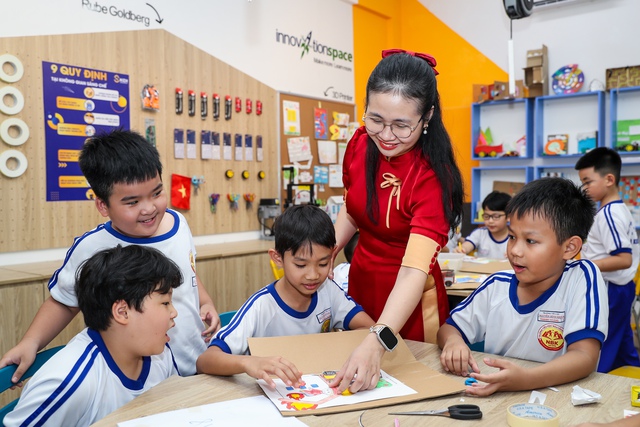 Giáo dục trong kỷ nguyên AI: Người thầy giữa bước ngoặt nhân loại - Ảnh 1.