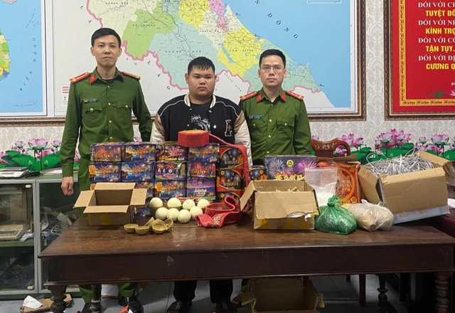 Bắt 8 bị can buôn bán 7 tấn pháo nổ qua 'chợ ngầm' trên Telegram- Ảnh 1. Bắt 8 bị can buôn bán 7 tấn pháo nổ qua 'chợ ngầm' trên Telegram- Ảnh 1.