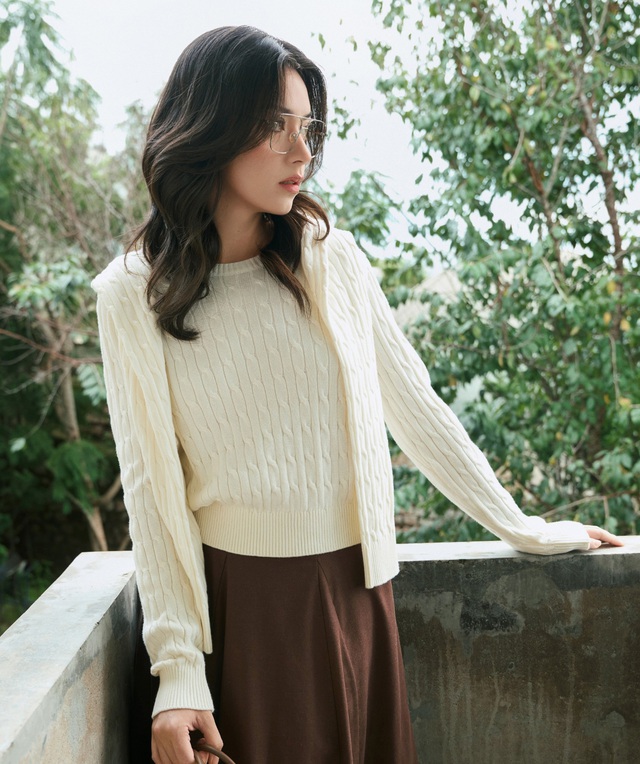 Bí quyết diện cardigan xinh ngất ngây- Ảnh 3.