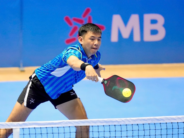 M&agrave;n lội ngược d&ograve;ng kh&oacute; tin của Trương Vinh Hiển ở pickleball PPA Tour &Uacute;c - Ảnh 3.