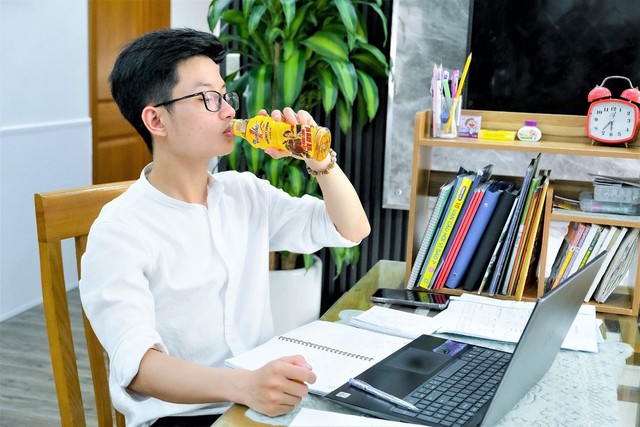 Gen Z tăng lực kiểu mới: Vì sao họ chọn Number 1?- Ảnh 1. Gen Z tăng lực kiểu mới: Vì sao họ chọn Number 1?- Ảnh 1.