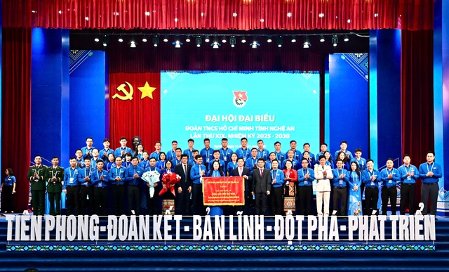 - Ảnh 4. - Ảnh 4.