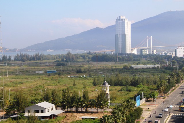 Đà Nẵng quyết liệt khơi thông nguồn lực đất đai, tạo động lực tăng trưởng mới- Ảnh 4. Đà Nẵng quyết liệt khơi thông nguồn lực đất đai, tạo động lực tăng trưởng mới- Ảnh 4.
