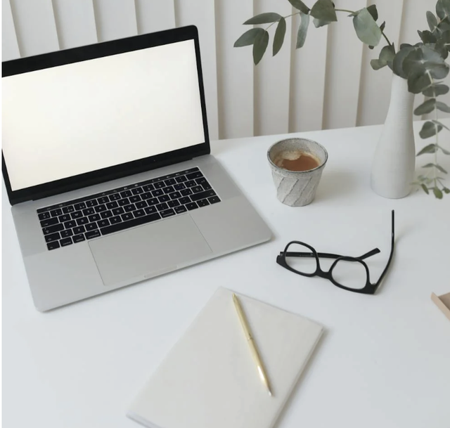 'Xin nghỉ việc đúng cách cũng là cách tôn trọng bản thân và người khác', anh Phú Nguyễn cho biết