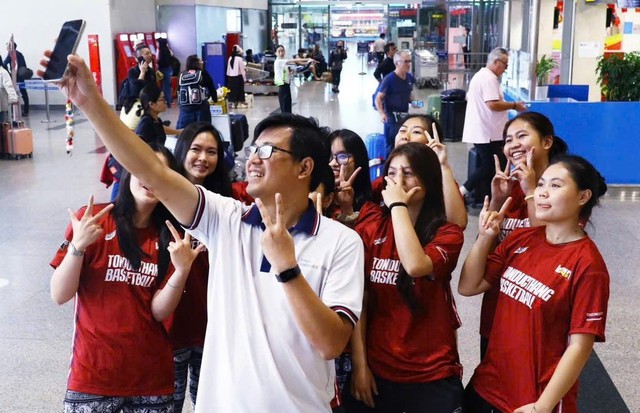 Đội b&oacute;ng rổ nữ Trường ĐH T&ocirc;n Đức Thắng lần thứ 2 v&ocirc; địch to&agrave;n quốc- Ảnh 5.