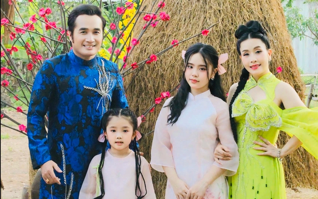 Cuộc sống hôn nhân hạnh phúc của nghệ sĩ Kiều Oanh bên ông xã Hoàng Nhất - Ảnh 3. Cuộc sống hôn nhân hạnh phúc của nghệ sĩ Kiều Oanh bên ông xã Hoàng Nhất - Ảnh 3.