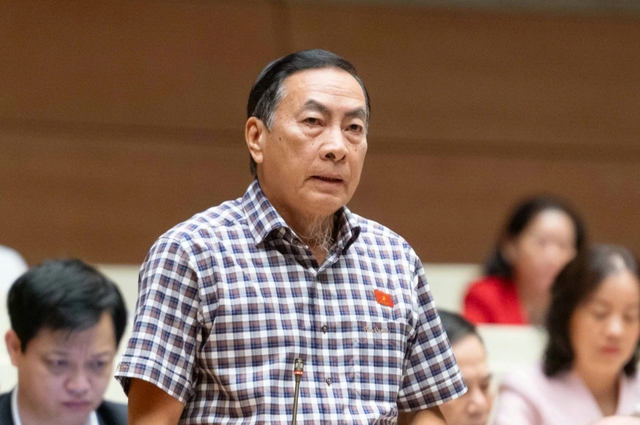 Từ chuyện 'xây nhầm nhà' ở Hải Phòng, đại biểu hiến kế hậu kiểm xây dựng- Ảnh 1. Từ chuyện 'xây nhầm nhà' ở Hải Phòng, đại biểu hiến kế hậu kiểm xây dựng- Ảnh 1.