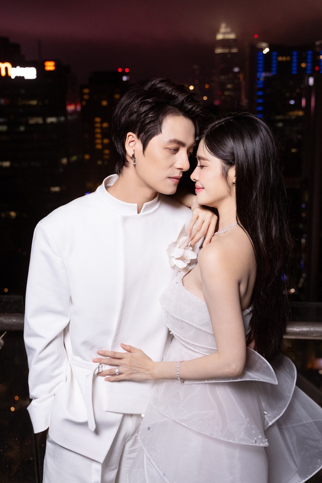 Hôn nhân ngọt ngào của ca sĩ Đăng Khôi và vợ hot girl - Ảnh 3.