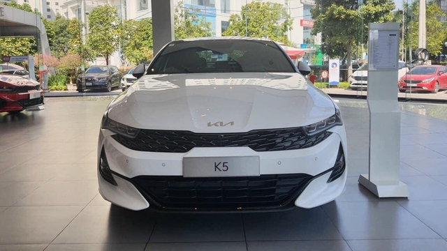 - Ảnh 3. - Ảnh 3.