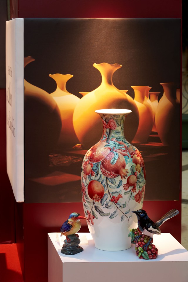 Trải nghiệm vẻ đẹp sứ Việt qua triển lãm ‘Chạm Sắc Tinh Hoa’ của Minh Long - Ảnh 3.