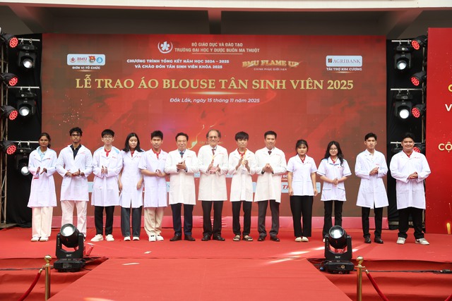 Trường ĐH Y dược Buôn Ma Thuột chào đón tân sinh viên Việt Nam và Ấn Độ - Ảnh 1.