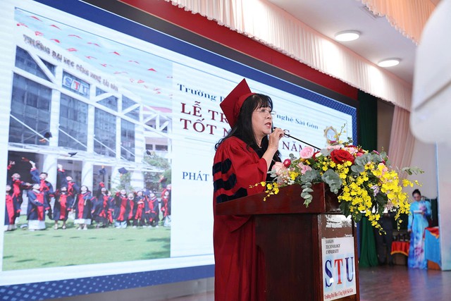 Trường đại học Công nghệ Sài Gòn tổ chức Lễ Trao bằng Tốt nghiệp năm 2025 - Ảnh 1.