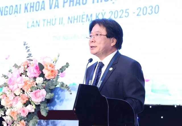 Nhờ robot, b&aacute;c sĩ tại H&agrave; Nội c&oacute; thể phẫu thuật bệnh nh&acirc;n ở TP.HCM- Ảnh 2.