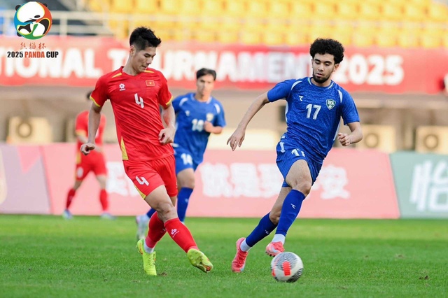 Tại sao U.23 Việt Nam chưa vô địch nhưng vẫn được ngợi khen: Lý do là đây…
- Ảnh 2. Tại sao U.23 Việt Nam chưa vô địch nhưng vẫn được ngợi khen: Lý do là đây…
- Ảnh 2.