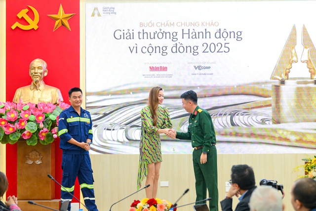 Xuân Bắc, Hồ Ngọc Hà ngồi 'ghế nóng' giải thưởng Hành động vì cộng đồng 2025- Ảnh 1. Xuân Bắc, Hồ Ngọc Hà ngồi 'ghế nóng' giải thưởng Hành động vì cộng đồng 2025- Ảnh 1.