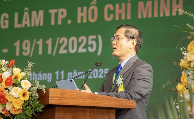 Trường ĐH Nông lâm TP.HCM nhận Huân chương Lao động hạng Nhì - Ảnh 2.