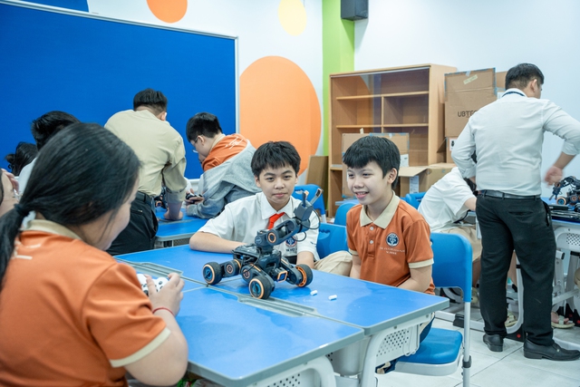 Trường Quốc tế TIS và hành trình bứt tốc cùng ai- Ảnh 2. Trường Quốc tế TIS và hành trình bứt tốc cùng ai- Ảnh 2.