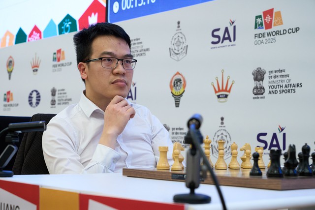 L&ecirc; Quang Li&ecirc;m dừng bước ở World Cup cờ vua 2025 sau loạt đấu tie-break c&acirc;n n&atilde;o- Ảnh 2.
