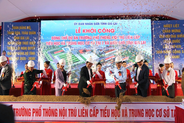 Khởi công hệ thống trường phổ thông nội trú hơn 1.500 tỉ đồng vùng biên Gia Lai - Ảnh 1. Khởi công hệ thống trường phổ thông nội trú hơn 1.500 tỉ đồng vùng biên Gia Lai - Ảnh 1.