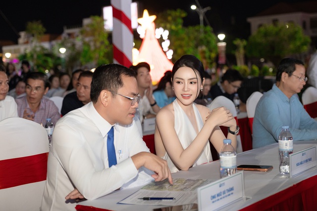 Hoa hậu Lý Kim Thảo chia sẻ dự định hôn nhân và trải nghiệm giả chạy Marathon - Ảnh 2. Hoa hậu Lý Kim Thảo chia sẻ dự định hôn nhân và trải nghiệm giả chạy Marathon - Ảnh 2.