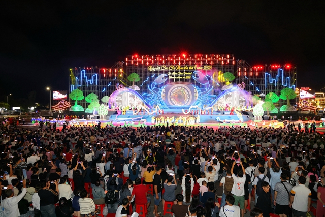 Ngày hội cua Cà Mau 2025: Đưa 'hương rừng - vị biển' thành thương hiệu quốc gia- Ảnh 6. Ngày hội cua Cà Mau 2025: Đưa 'hương rừng - vị biển' thành thương hiệu quốc gia- Ảnh 6.