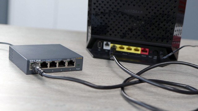 Những mẹo đơn giản giúp Internet nhanh hơn mà không phải mua router mới - Ảnh 1.