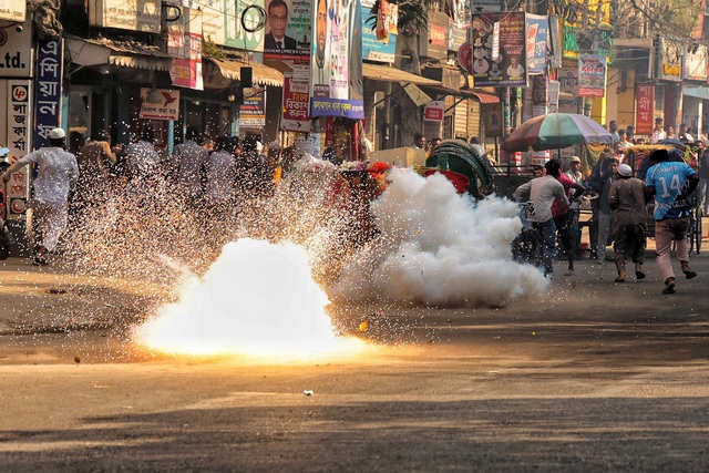 Bangladesh tuyên án tử hình cựu Thủ tướng Sheikh Hasina sau cuộc trấn áp biểu tình - Ảnh 3. Bangladesh tuyên án tử hình cựu Thủ tướng Sheikh Hasina sau cuộc trấn áp biểu tình - Ảnh 3.