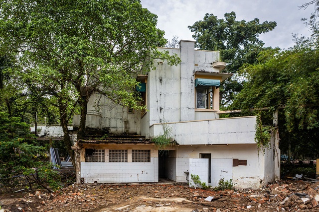 Lý do TP.HCM tháo dỡ 3 biệt thự trong khu đất 'vàng' số 1 Lý Thái Tổ- Ảnh 2. Lý do TP.HCM tháo dỡ 3 biệt thự trong khu đất 'vàng' số 1 Lý Thái Tổ- Ảnh 2.