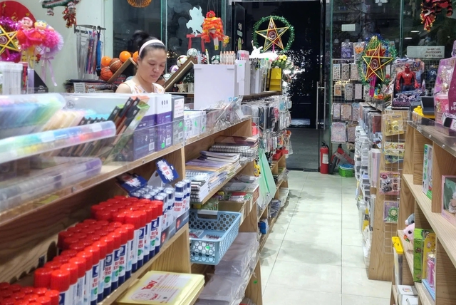 Doanh thu miễn thuế nên chia theo nhóm ngành chứ không chung mức 200 triệu - Ảnh 1. Doanh thu miễn thuế nên chia theo nhóm ngành chứ không chung mức 200 triệu - Ảnh 1.